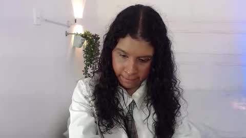 Nanna Rouse online show from 24, 10, 2025