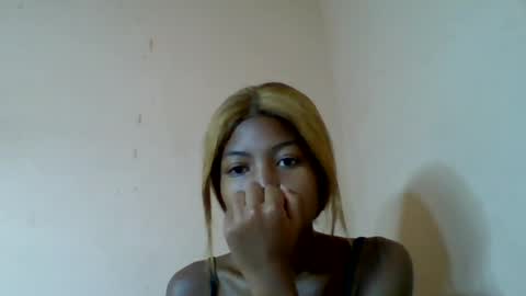 nannie02 online show from 28, 7, 2026