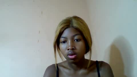 nannie02 online show from 28, 7, 2026