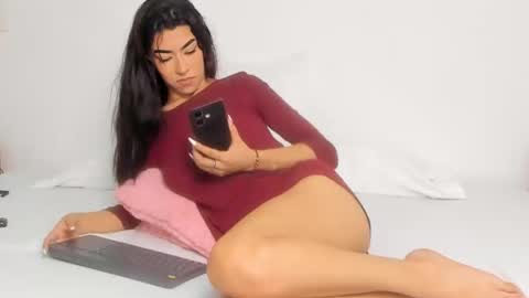 nany_model25 online show from 20, 2, 2025