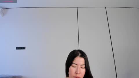 Naomi online show from 27, 1, 2025