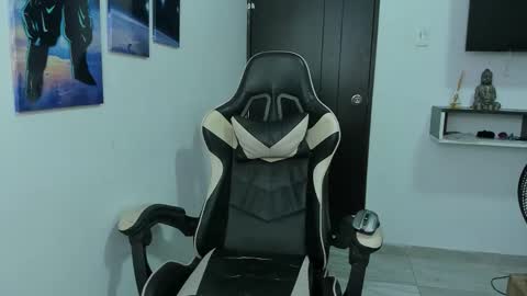 naomi_berckley online show from 9, 10, 2025