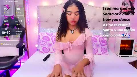 Snapshot of naomi_star8 chatting on 4, 10, 2025 naomi_star8 online show from 4, 10, 2025