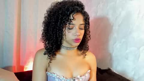 naomidawson online show from 4, 3, 2025