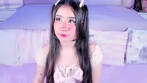 Snapshot of naomii_star chatting on 4, 5, 2026 online show from 4, 5, 2026