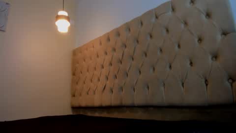 naomis_35 online show from 3, 2, 2026