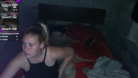 bellas2012 online show from 4, 1, 2025