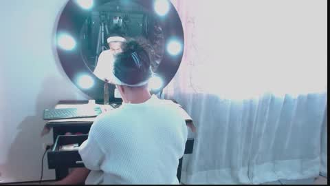 Naomy online show from 19, 3, 2026