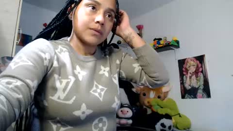 naomylux1 online show from 12, 6, 2026