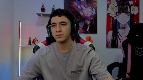 Snapshot of naranjo_seb chatting on 10, 12, 2024 sebastian online show from 10, 12, 2024