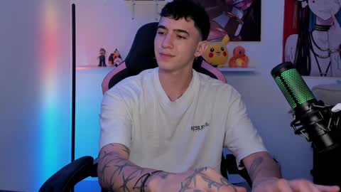 Snapshot of naranjo_seb chatting on 16, 12, 2024 sebastian online show from 16, 12, 2024