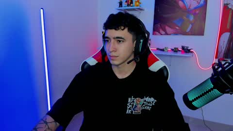 Snapshot of naranjo_seb chatting on 7, 2, 2025 sebastian online show from 7, 2, 2025