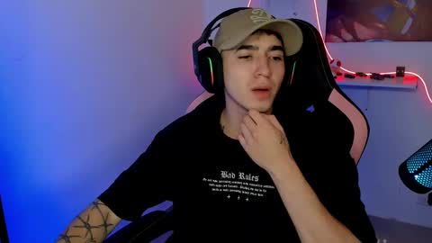 Snapshot of naranjo_seb chatting on 25, 2, 2025 sebastian online show from 25, 2, 2025