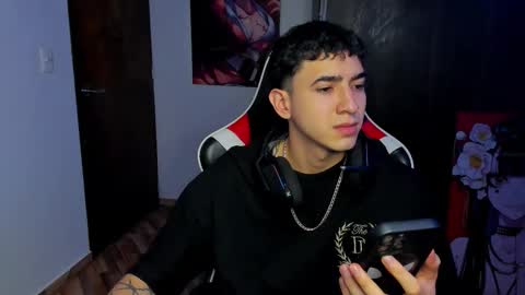 Snapshot of naranjo_seb chatting on 30, 11, 2025 sebastian online show from 30, 11, 2025