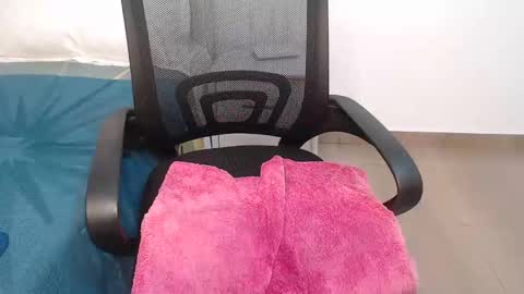 Mona online show from 5, 3, 2025