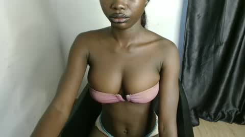 Snapshot of nasty_creamypussyy chatting on 14, 2, 2026 Mila online show from 14, 2, 2026