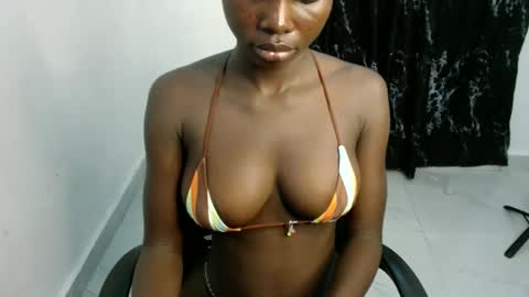 Mila online show from 14, 4, 2026