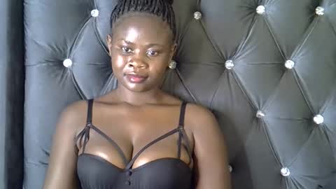 Snapshot of nasty_freakie chatting on 14, 11, 2025 jewel online show from 14, 11, 2025