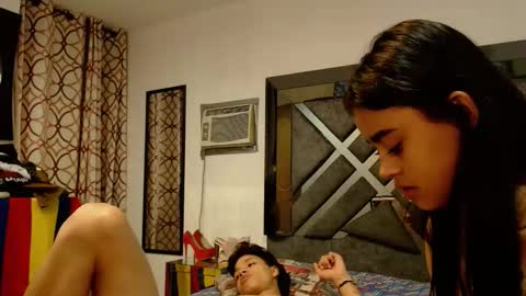 Snapshot of nastyzoebangs chatting on 15, 9, 2025 nastyzoebangs online show from 15, 9, 2025