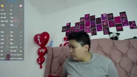 nat_evans8 online show from 18, 6, 2026
