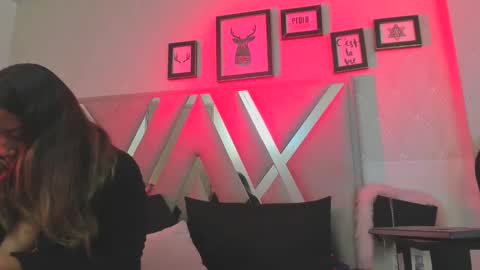 Natacha black online show from 18, 2, 2025