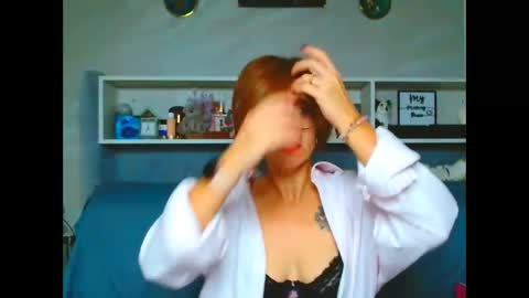 Snapshot of natali3855 chatting on 3, 10, 2025 Natali online show from 3, 10, 2025