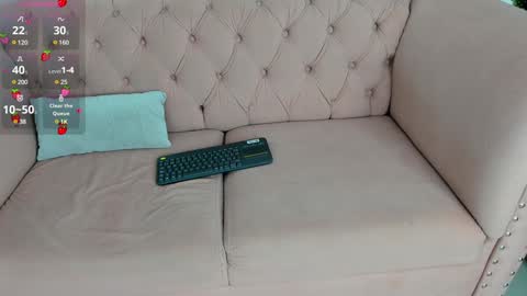 Naty  online show from 31, 1, 2025