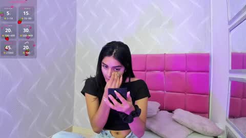 Naty  online show from 4, 2, 2025
