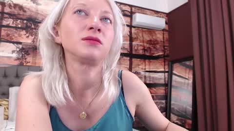 Natalie online show from 11, 10, 2025