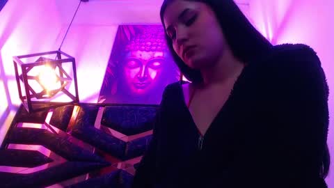 natalie  online show from 23, 5, 2026