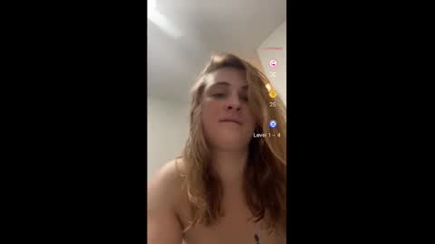 Snapshot of natalielynn4216 chatting on 19, 1, 2026 natalielynn4216 online show from 19, 1, 2026