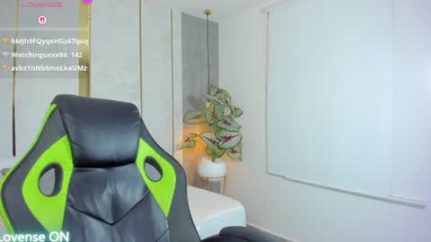 Snapshot of nataly_rodri chatting on 10, 7, 2026 Nataly online show from 10, 7, 2026