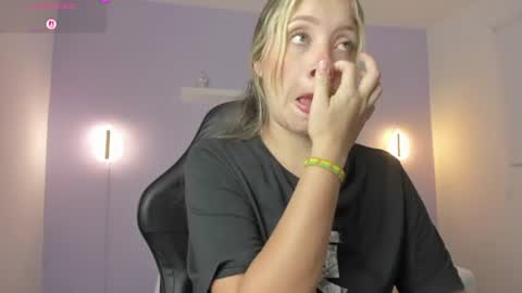 Snapshot of nataly_rodri chatting on 30, 7, 2026 Nataly online show from 30, 7, 2026