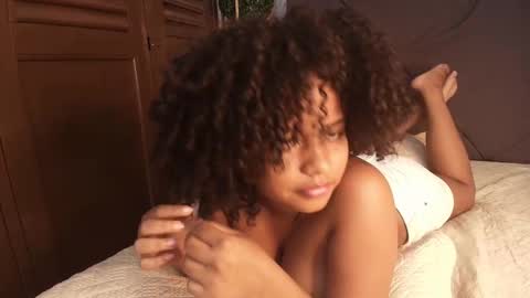 Naty online show from 25, 2, 2025