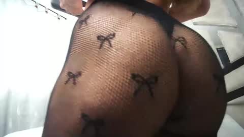 Natalye foster online show from 11, 2, 2025