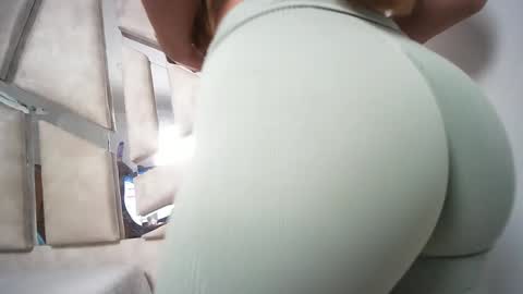 Natalye foster online show from 12, 2, 2025