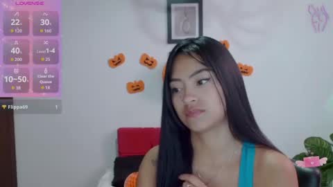 Nataly Escobar online show from 24, 10, 2025