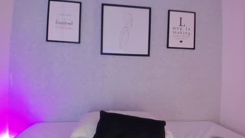  Natasha  online show from 28, 1, 2025