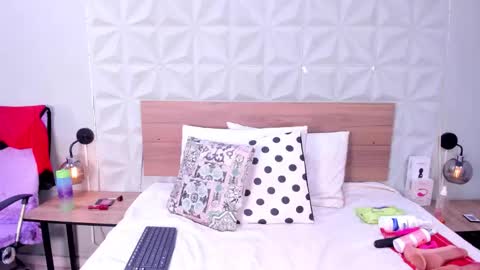 N A T A S H A  online show from 10, 11, 2025