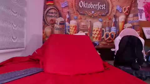 Natasha online show from 4, 10, 2025