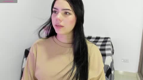 Natalia online show from 3, 2, 2025