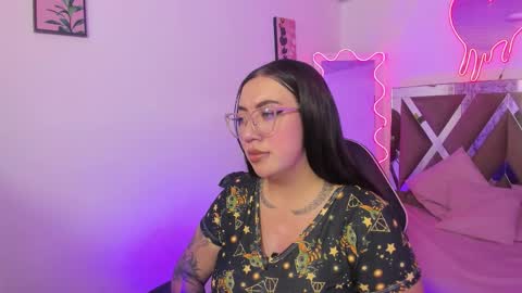 Snapshot of natashaa_tay chatting on 28, 2, 2026 Natashaa online show from 28, 2, 2026