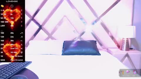 nathalia online show from 10, 9, 2025