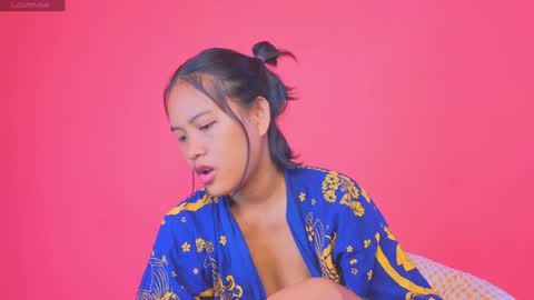 Snapshot of natchac chatting on 3, 1, 2025 Natcha C online show from 3, 1, 2025