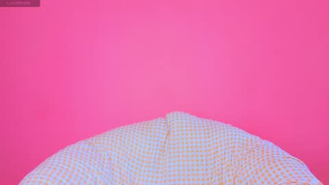 Snapshot of natchac chatting on 4, 1, 2025 Natcha C online show from 4, 1, 2025