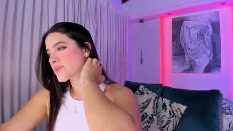 NATHALIE online show from 10, 9, 2025