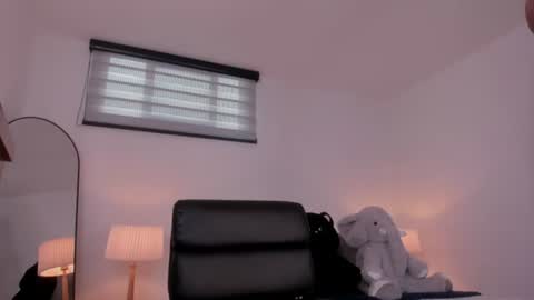 nathaly_laurentt online show from 23, 6, 2026