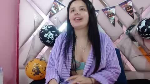 nathaly low online show from 17, 10, 2025