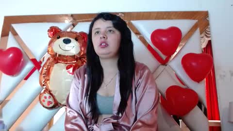 nathaly low online show from 19, 2, 2026