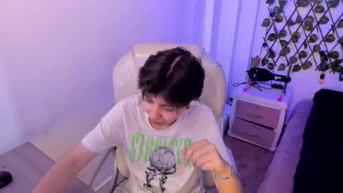 Snapshot of nathalyy_ds chatting on 19, 9, 2025 nathalyy_ds online show from 19, 9, 2025